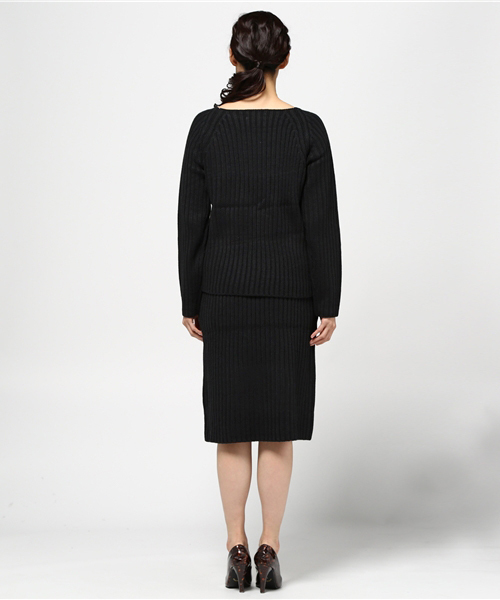 Pierrot（ピエロ）の「ボートネック リブニットセットアップ/ニットアップ（ワンピース・レディース・ネイビー/ベージュ/カーキ/杢グレー/ブラック・M/L）」の8枚目の写真