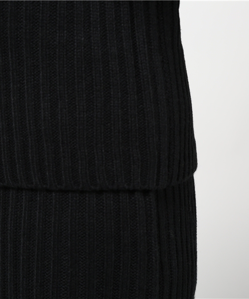 Pierrot（ピエロ）の「ボートネック リブニットセットアップ/ニットアップ（ワンピース・レディース・ネイビー/ベージュ/カーキ/杢グレー/ブラック・M/L）」の12枚目の写真