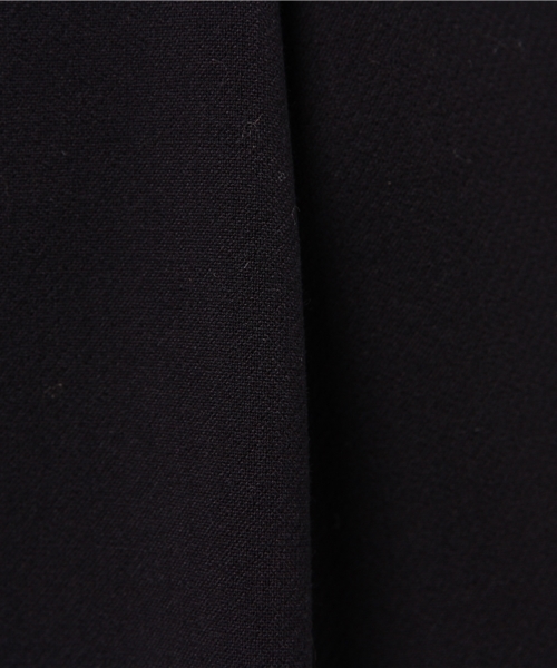 BLUE LABEL CRESTBRIDGE（ブルーレーベルクレストブリッジ）の「スポンジダブルクロス　サロペット（ワンピース・レディース・ネイビー/ベージュ・36/38/34）」の10枚目の写真