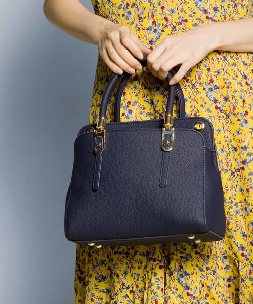 PLAIN CLOTHING（プレーンクロージング）の「ベルトハンドバッグ【PLAIN CLOTHING】（ハンドバッグ・レディース・レッド/キャメル/ベージュ/ネイビー/ブラック/グレー/アイボリー・FREE）」の17枚目の写真