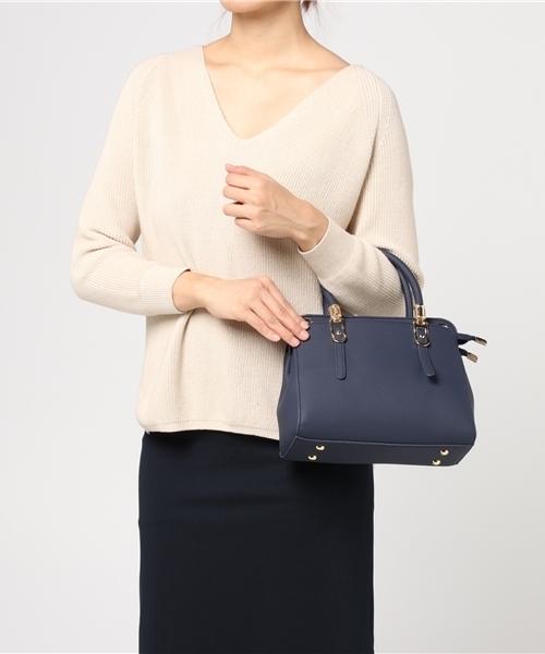 PLAIN CLOTHING（プレーンクロージング）の「ベルトハンドバッグ【PLAIN CLOTHING】（ハンドバッグ・レディース・レッド/キャメル/ベージュ/ネイビー/ブラック/グレー/アイボリー・FREE）」の9枚目の写真