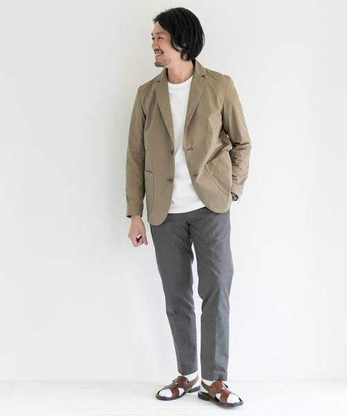 URBAN RESEARCH DOORS MENS（アーバンリサーチ ドアーズ メンズ）の「DOORS Packable Travel Jacket（その他アウター・メンズ・ベージュ/ブラック・38/40）」の3枚目の写真