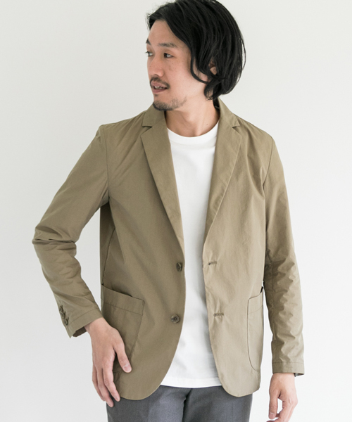 URBAN RESEARCH DOORS MENS（アーバンリサーチ ドアーズ メンズ）の「DOORS Packable Travel Jacket（その他アウター・メンズ・ベージュ/ブラック・38/40）」の4枚目の写真