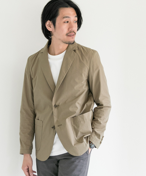 URBAN RESEARCH DOORS MENS（アーバンリサーチ ドアーズ メンズ）の「DOORS Packable Travel Jacket（その他アウター・メンズ・ベージュ/ブラック・38/40）」の5枚目の写真