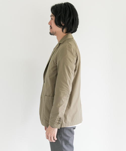 URBAN RESEARCH DOORS MENS（アーバンリサーチ ドアーズ メンズ）の「DOORS Packable Travel Jacket（その他アウター・メンズ・ベージュ/ブラック・38/40）」の6枚目の写真