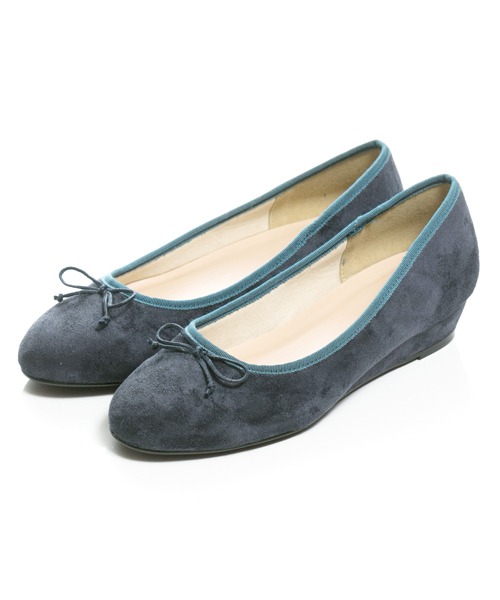 menue（メヌエ）の「ウエッジヒール ラウンドトゥ バレエシューズ（バレエシューズ・レディース・ブラック系その他/ブラック系その他2/ブラック/グレー/ブラウン系その他/ベージュ/レッド/レッド系その他/マスタード/モスグリーン/ブルー系その他/チャコールアッシュ/ワインレッド/ブラック系その他3・39/41/38/34/36/37/35/40）」の10枚目の写真