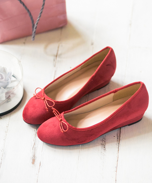 menue（メヌエ）の「ウエッジヒール ラウンドトゥ バレエシューズ（バレエシューズ・レディース・ブラック系その他/ブラック系その他2/ブラック/グレー/ブラウン系その他/ベージュ/レッド/レッド系その他/マスタード/モスグリーン/ブルー系その他/チャコールアッシュ/ワインレッド/ブラック系その他3・39/41/38/34/36/37/35/40）」の12枚目の写真