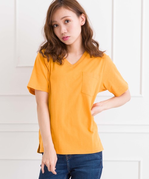 SpRay（スプレイ）の「ポケ付Ｖネック　Ｔシャツ（Tシャツ/カットソー・レディース・ホワイト/グレー/レッド/マスタード/カーキ/ネイビー/パープル/ホワイト×ブラック/ブラック/ピンク系その他/キャメル/ライトパープル/イエロー系その他/ベージュ・FREE）」の10枚目の写真