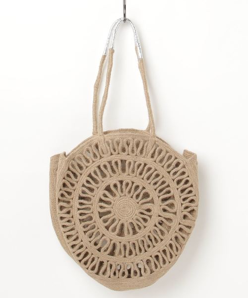 MOUSSY（マウジー）の「CIRCLE ROUND BAG（ショルダーバッグ・レディース・ベージュ/ブラック・FREE）」の3枚目の写真