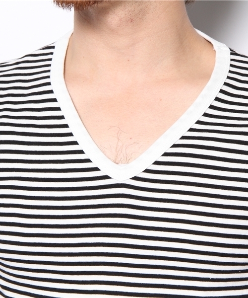 BEAUTY&YOUTH UNITED ARROWS(ビューティーアンドユースユナイテッドアローズ)の「BY フライス ボーダー Vネック ショートスリーブ§◆§4(Tシャツ/カットソー・メンズ・ブラック/ピンク/ロイヤルブルー/ワインレッド・SMALL/MEDIUM/LARGE/X-LARGE)」の8枚目の写真