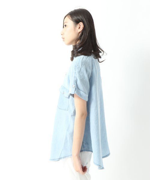 GLOBAL WORK(グローバルワーク)の「【GLOBAL WORK】テンセルデニムチュニック/半袖(シャツ/ブラウス・レディース・ホワイト/ネイビー/ブルー・MEDIUM/LARGE)」の4枚目の写真