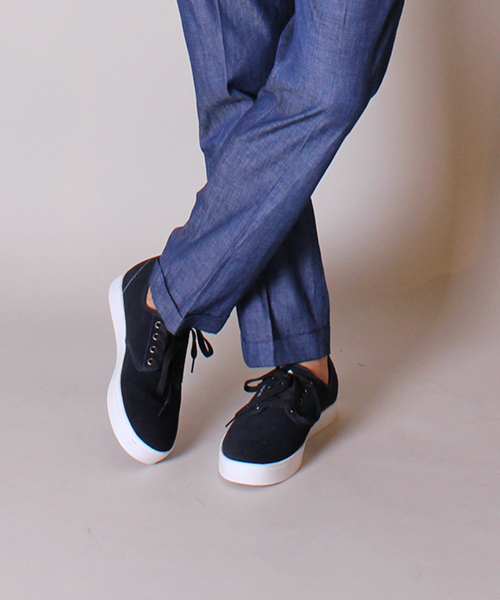 Lui's（ルイス）の「Emerica スニーカー（スニーカー・メンズ・ブラック/ブルー/レッド・9/10/11）」の2枚目の写真