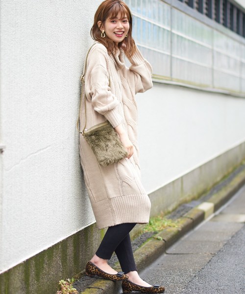 natural couture（ナチュラルクチュール）の「ビックケーブルタートルワンピ（ワンピース・レディース・ブラック/ベージュ/オフホワイト/ミント/パープル系その他・FREE）」の4枚目の写真