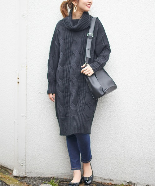 natural couture（ナチュラルクチュール）の「ビックケーブルタートルワンピ（ワンピース・レディース・ブラック/ベージュ/オフホワイト/ミント/パープル系その他・FREE）」の3枚目の写真