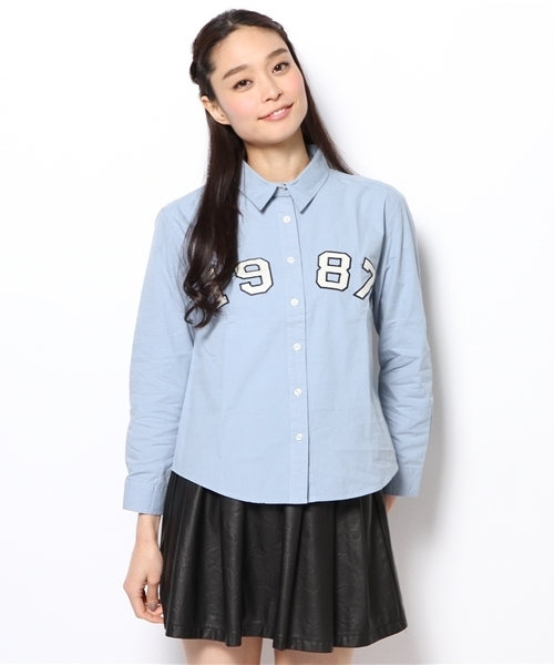 WEGO(ウィゴー)の「WEGO/1987ワッペンシャツ(シャツ/ブラウス・レディース・オフホワイト/サックスブルー/その他1・FREE)」の1枚目の写真