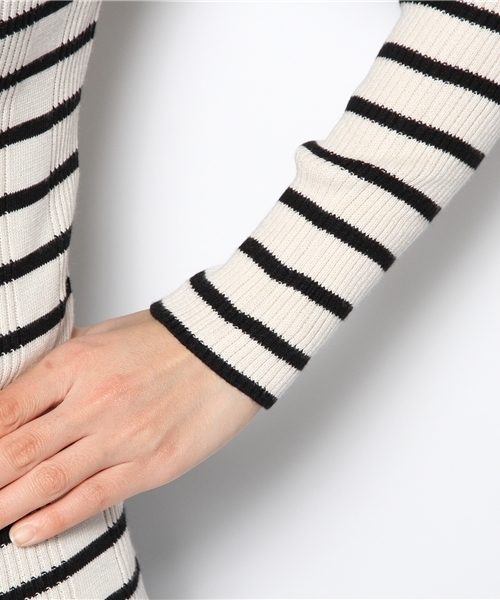 Chico（チコ）の「ボーダーリブハイネックニット（ニット/セーター・レディース・ブラック/ライトグリーン・FREE）」の4枚目の写真