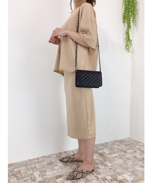 CLEA（クレア）の「キルティングチェーン ミニショルダーバッグ（ショルダーバッグ・レディース・アイボリー/ベージュ/ブラック・FREE）」の4枚目の写真