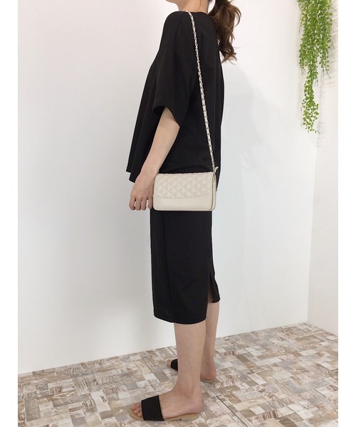 CLEA（クレア）の「キルティングチェーン ミニショルダーバッグ（ショルダーバッグ・レディース・アイボリー/ベージュ/ブラック・FREE）」の12枚目の写真