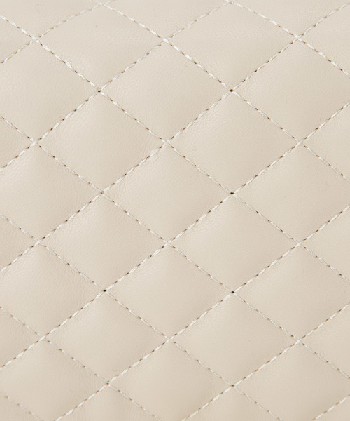 CLEA（クレア）の「キルティングチェーン ミニショルダーバッグ（ショルダーバッグ・レディース・アイボリー/ベージュ/ブラック・FREE）」の20枚目の写真