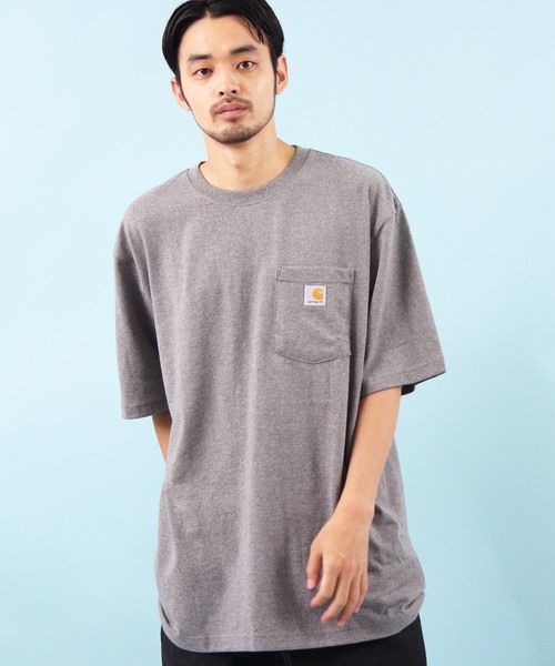 Carhartt(カーハート)の「Carhartt ポケット付きTシャツ(Tシャツ/カットソー・メンズ・ホワイト/ブラック/ベージュ/ネイビー/グリーン/ヘザーグレー/ワイン/ブルー系その他/ダークグレー/グレー系その他/ブラック系その他/ブルー系その他2/レッド系その他/ブルー系その他3/レッド系その他2/グリーン系その他/ダークブラウン/チャコールグレー/グリーン系その他2/グリーン系その他3/ブルー系その他5/ブルー系その他6/コーラルピンク/レッド系その他3/オレンジ系その他/ゴールド系その他/ブルー系その他4/ブラウン系その他/グリーン系その他4/その他1/ブルー系その他7/ブラウン系その他2/グリーン系その他5/ピンク系その他/サックスブルー/オレンジ系その他2/ピンク系その他2/レッド系その他4/ブルー系1/イエロー/グリーン系その他6/その他2・LARGE/SMALL/MEDIUM/X-LARGE/XX-LARGE)」の8枚目の写真