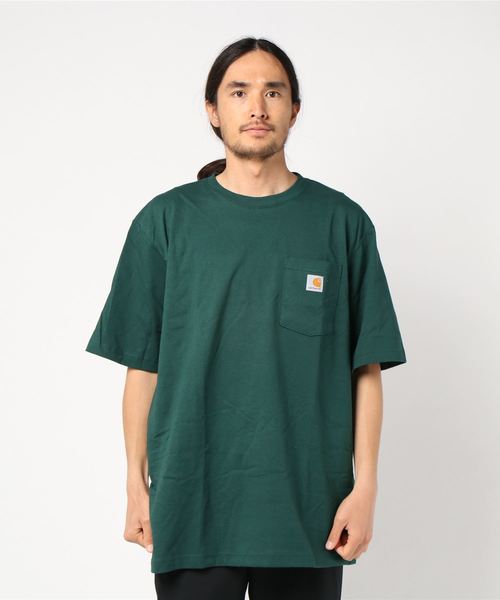 Carhartt(カーハート)の「Carhartt ポケット付きTシャツ(Tシャツ/カットソー・メンズ・ホワイト/ブラック/ベージュ/ネイビー/グリーン/ヘザーグレー/ワイン/ブルー系その他/ダークグレー/グレー系その他/ブラック系その他/ブルー系その他2/レッド系その他/ブルー系その他3/レッド系その他2/グリーン系その他/ダークブラウン/チャコールグレー/グリーン系その他2/グリーン系その他3/ブルー系その他5/ブルー系その他6/コーラルピンク/レッド系その他3/オレンジ系その他/ゴールド系その他/ブルー系その他4/ブラウン系その他/グリーン系その他4/その他1/ブルー系その他7/ブラウン系その他2/グリーン系その他5/ピンク系その他/サックスブルー/オレンジ系その他2/ピンク系その他2/レッド系その他4/ブルー系1/イエロー/グリーン系その他6/その他2・LARGE/SMALL/MEDIUM/X-LARGE/XX-LARGE)」の16枚目の写真