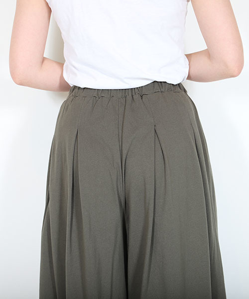 MashuKashu(マシュカシュ)の「異素材切替ガウチョパンツ(その他パンツ・レディース・カーキ/キャメル・フリー)」の15枚目の写真