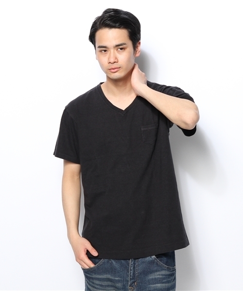 SHIPS（シップス）の「ENTRY SG: 『GENOVA』 Vネック Tシャツ（Tシャツ/カットソー・メンズ・オフホワイト/グレー/ブラック/ピンクゴールド/ライトブルー/ピンク・LARGE/X-LARGE/MEDIUM/SMALL）」の3枚目の写真