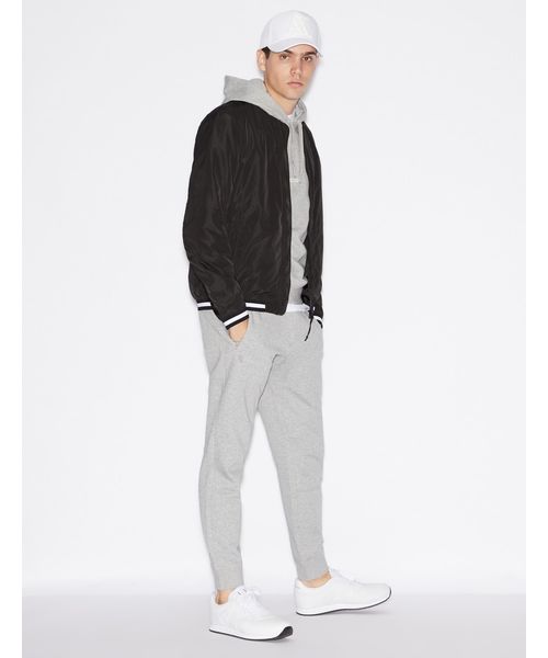 ARMANI EXCHANGE(アルマーニエクスチェンジ)の「【A|Xアルマーニ エクスチェンジ】フロント&バックロゴ スウェットパーカ(パーカー・メンズ・グレー/ブラック・SMALL/MEDIUM/LARGE/X-LARGE/X-SMALL)」の12枚目の写真