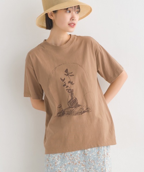 OMNES（オムネス）の「ユニセックス　-by RYOJI OBATA×OMNES プリント半袖Tシャツ（Tシャツ/カットソー・メンズ・ホワイト系その他/ブラック系その他/グレー系その他/ブラウン系その他/ベージュ系その他/グリーン系その他/ピンク系その他/ホワイト系その他2/ホワイト系その他3/ホワイト系その他4/ホワイト系その他5/ブラック系その他2/ブラック系その他3/グレー系その他2/ブラウン系その他2/ベージュ系その他2/ベージュ系その他3/グリーン系その他2/グリーン系その他3/ピンク系その他2・SMALL/MEDIUM/LARGE/X-LARGE/XX-LARGE/XXX-LARGE）」の11枚目の写真