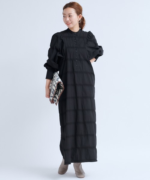 DouDou（ドゥドゥ）の「ボーダー織りパフギャザーワンピース（ワンピース・レディース・ブラック/ベージュ・FREE）」の9枚目の写真