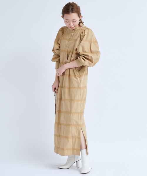 DouDou（ドゥドゥ）の「ボーダー織りパフギャザーワンピース（ワンピース・レディース・ブラック/ベージュ・FREE）」の12枚目の写真