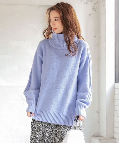 KOBE LETTUCE（コウベレタス）の「サイドリブ編みボリュームハイネックニットトップス（ニット/セーター・レディース・グレイッシュベージュ/パープル/グリーン/イエロー・FREE）」の4枚目の写真