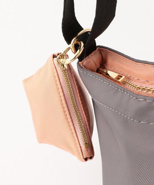 closet story(クローゼットストーリー)の「<closet story>ナイロン バイカラー ミニショルダーバッグ(ショルダーバッグ・レディース・ブラック/グレー・FREE)」の9枚目の写真