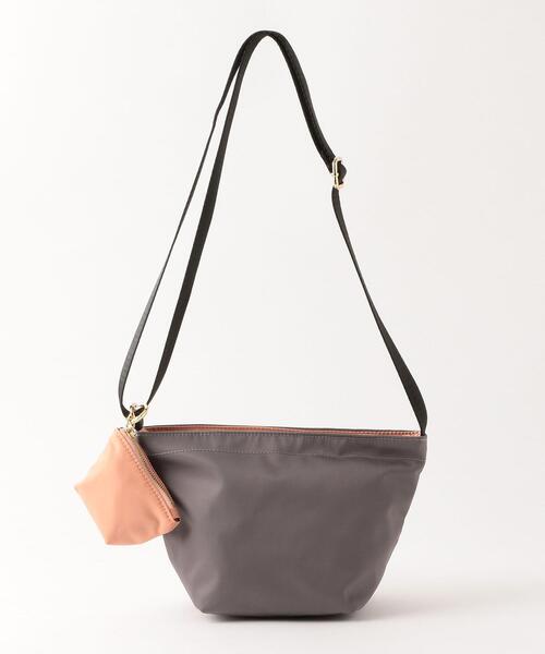 closet story(クローゼットストーリー)の「<closet story>ナイロン バイカラー ミニショルダーバッグ(ショルダーバッグ・レディース・ブラック/グレー・FREE)」の10枚目の写真