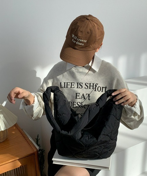 LAC-VERT(ラック・ヴェール)の「【大容量】キルティング中綿ビッグショルダーバッグ(ショルダーバッグ・レディース・ブラック/ホワイト/その他1/グレー/ベビーピンク/ライトブルー/ライトグリーン・FREE)」の8枚目の写真