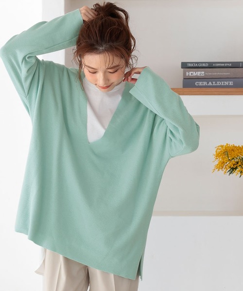 DONOBAN（ドノバン）の「華奢見え深Vニットソー [E]（ニット/セーター・レディース・ブラック/ベージュ/ピンク/イエロー/ミント・M）」の3枚目の写真