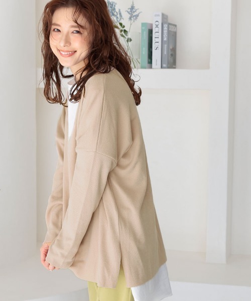 DONOBAN（ドノバン）の「華奢見え深Vニットソー [E]（ニット/セーター・レディース・ブラック/ベージュ/ピンク/イエロー/ミント・M）」の12枚目の写真