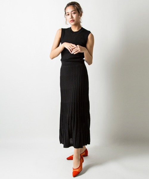 MILLION CARATS(ミリオンカラッツ)の「プリーツニットスカートのシルエットが綺麗なサマーニットワンピース(ワンピース・レディース・ピンク/ブラック/ブラウン・FREE)」の20枚目の写真