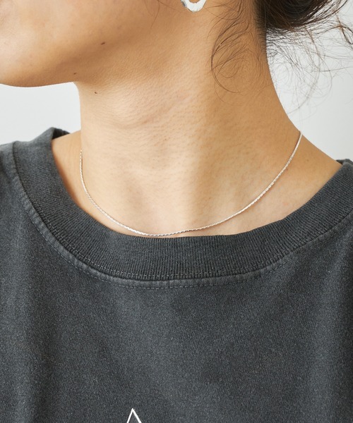 Omekashi（オメカシ）の「細スネークネックレス（ネックレス・レディース・シルバー/ゴールド・ONE SIZE）」の7枚目の写真