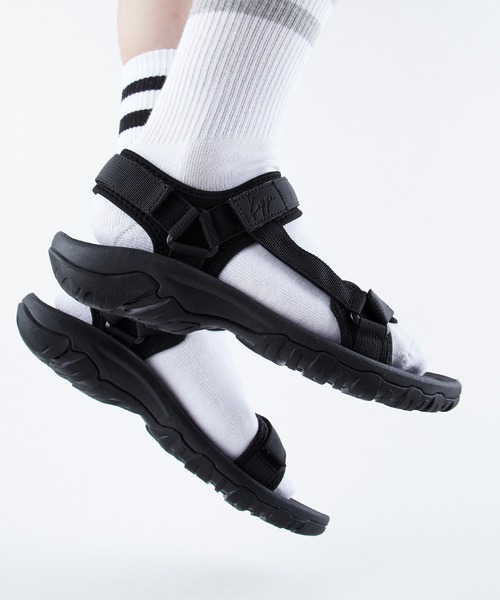 Kappa(カッパ)の「Kappa / カッパ 別注 ロゴ刻印 ストラップ ベルクロサンダル(サンダル・メンズ・ブラック/ホワイト/ベージュ/グレー・L/M/S)」の3枚目の写真