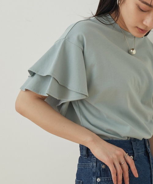 ADAM ET ROPE'（アダムエロペ）の「【WEB限定】フレアースリーブカットプルオーバー（Tシャツ/カットソー・レディース・ブラック/ホワイト/ベージュ/サックスブルー・FREE）」の8枚目の写真