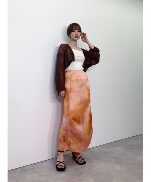 SLY(スライ)の「DAZED DYE SATIN SHIRRING SK サテン シャーリング スカート(スカート・レディース・イエロー系その他/オレンジ系その他・2/1)」の19枚目の写真