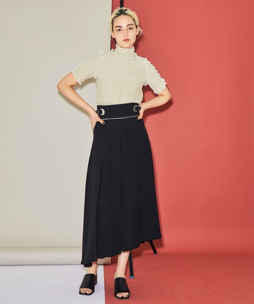 INella（イネラ）の「【INella(イネラ)】サイドベルテッドアシメスカート（スカート・レディース・ベージュ/ブラック・1/2）」の4枚目の写真
