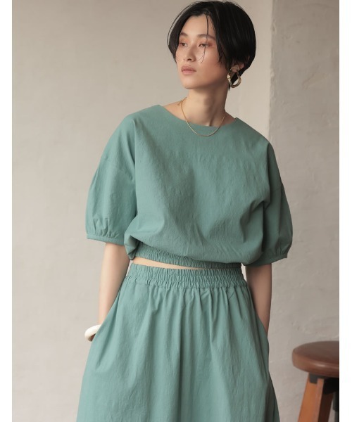 Re:EDIT(リエディ)の「ストレッチコットンボリュームスリーブショートブラウス(シャツ/ブラウス・レディース・アイボリー/モカ/ブルー・LARGE/MEDIUM)」の6枚目の写真