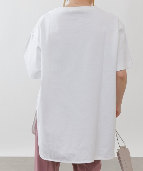 COLONY 2139（コロニートゥーワンスリーナイン）の「天竺前後差半袖T/サイドスリットＴシャツ（Tシャツ/カットソー・レディース・その他35/ブラック/オフホワイト/ホワイト・MEDIUM）」の12枚目の写真