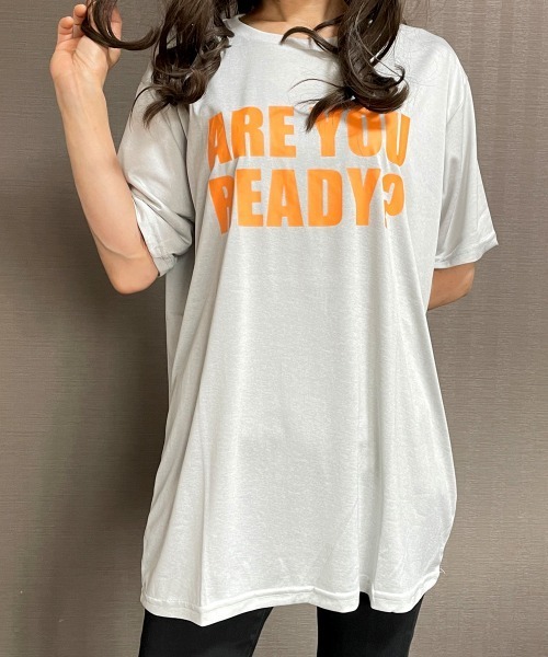 GGD（ジージーディー）の「プリントTシャツ（Tシャツ/カットソー・レディース・ホワイト系3/グリーン系1/ブラック系/ホワイト系4/グレー系1/グレー系3/ブラック系2/ピンク系2/ブラック系3/ホワイト系1/ネイビー系4/ネイビー系1/グレー系4/ブラック系1/ホワイト系2/ブルー系1/ブルー系/グレー系2/レッド系2/グリーン系2/ネイビー系2/レッド系1/ピンク系1/ネイビー系3・L/M/LL）」の2枚目の写真