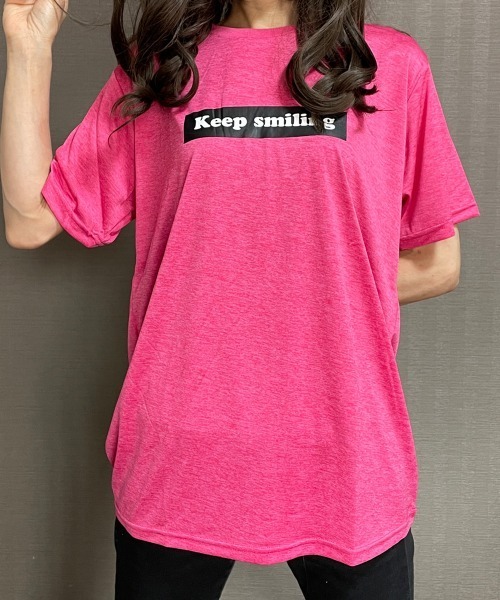 GGD（ジージーディー）の「プリントTシャツ（Tシャツ/カットソー・レディース・ホワイト系3/グリーン系1/ブラック系/ホワイト系4/グレー系1/グレー系3/ブラック系2/ピンク系2/ブラック系3/ホワイト系1/ネイビー系4/ネイビー系1/グレー系4/ブラック系1/ホワイト系2/ブルー系1/ブルー系/グレー系2/レッド系2/グリーン系2/ネイビー系2/レッド系1/ピンク系1/ネイビー系3・L/M/LL）」の21枚目の写真