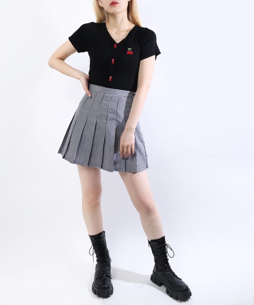 WC（ダブル シー）の「チェリー半袖フェイクカーディガン（カーディガン/ボレロ・レディース・ホワイト/ブラック・FREE）」の11枚目の写真