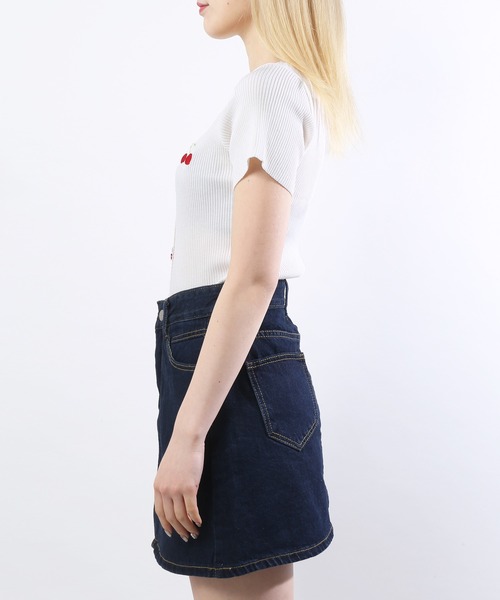 WC（ダブル シー）の「チェリー半袖フェイクカーディガン（カーディガン/ボレロ・レディース・ホワイト/ブラック・FREE）」の4枚目の写真