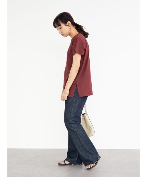 Green Parks(グリーンパークス)の「COZYフォトPtTシャツ*(Tシャツ/カットソー・レディース・ブラウン/カーキ/オフホワイト/ブラック・FREE)」の13枚目の写真